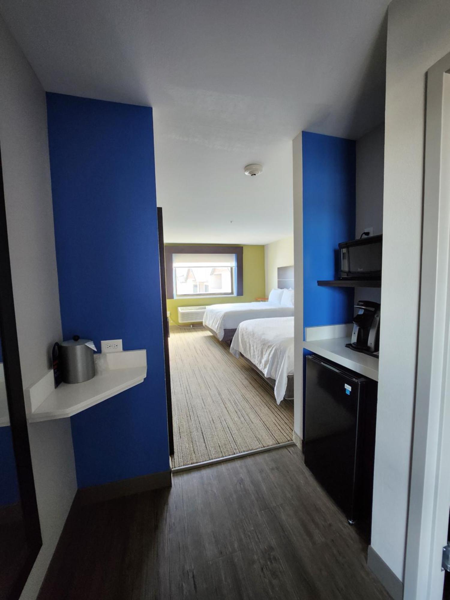 Holiday Inn Express & Suites - Camas By Ihg Экстерьер фото