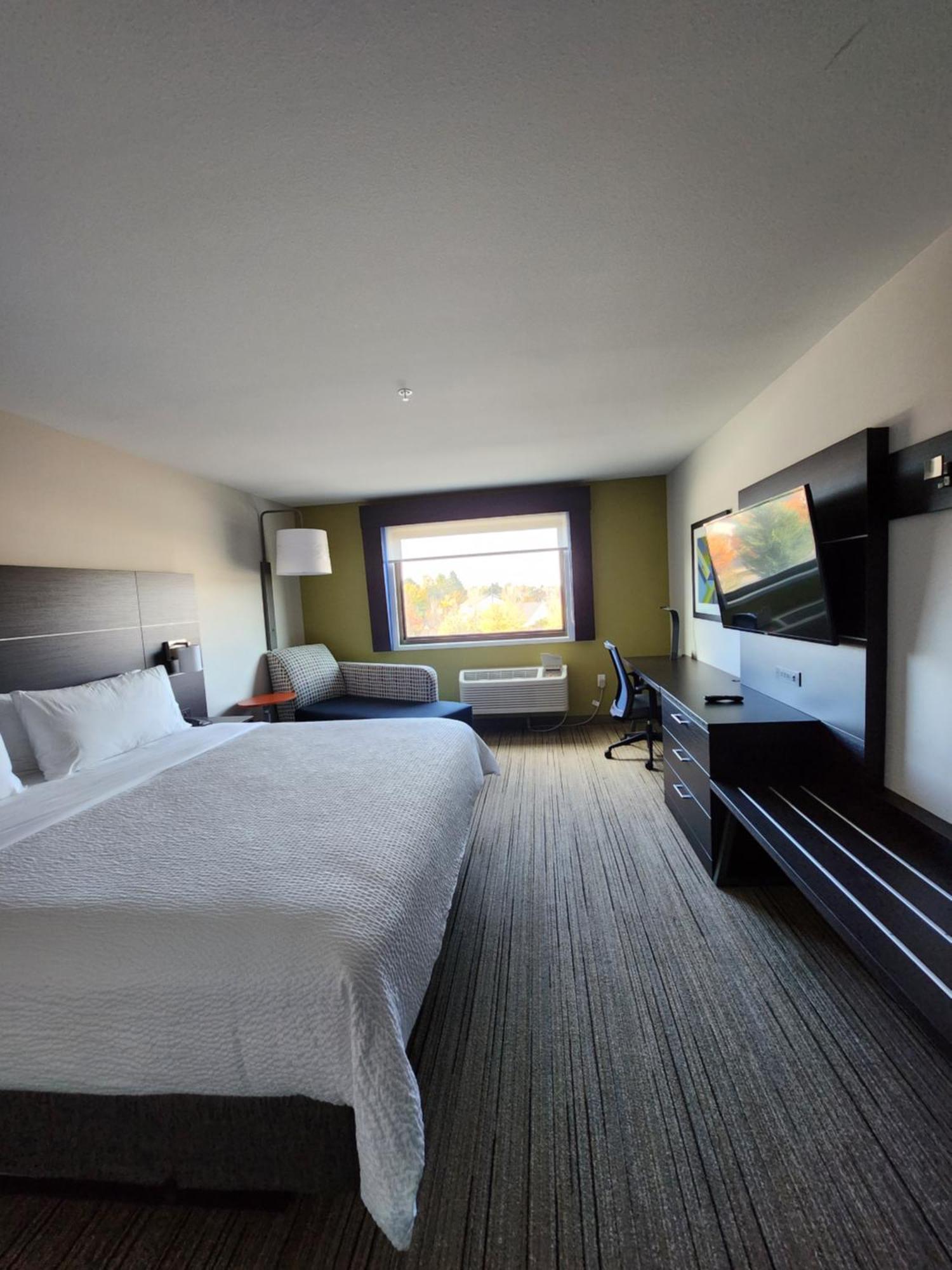 Holiday Inn Express & Suites - Camas By Ihg Экстерьер фото